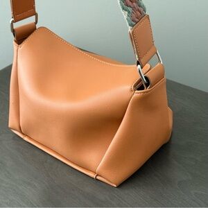 Street Level Colorful Tan Crossbody Handbag With Textured Guitar Strap